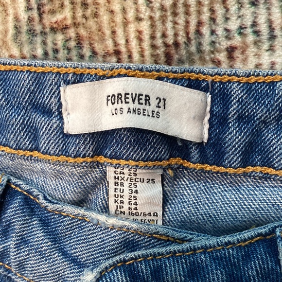 Forever 21 jean shorts - Picture 3 of 3